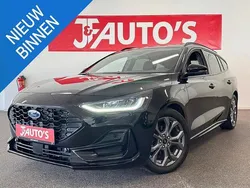 Zwart Gebruikt 2023 Ford Focus ST-Line Stationwagen | € 24.450 (Goede deal)