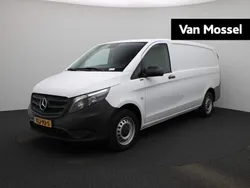Wit Gebruikt 2023 Mercedes Vito MPV | € 26.900 (Eerlijke prijs)