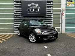 Zwart, metallic lak Gebruikt 2010 Mini ONE Business Hatchback | € 4.999 (Eerlijke prijs)