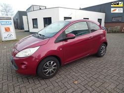 (metallic) Gebruikt 2009 Ford Ka Titanium Hatchback | € 1.495 (Goede deal)