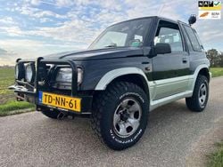 Zwart Gebruikt 1998 Suzuki Vitara Cabriolet | € 2.500