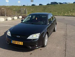 Zwart Gebruikt 2002 Ford Mondeo ST Sedan | € 5.500 (Duur)