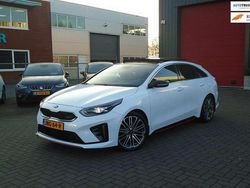 Wit Gebruikt 2019 Kia ProCeed Stationwagen | € 22.999 (Eerlijke prijs)