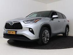 Grijs metallic Gebruikt 2022 Toyota Highlander Executive SUV | € 54.945 (Goede deal)