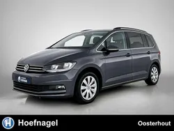 Grijs Gebruikt 2020 VW Touran Highline MPV | € 26.900 (Eerlijke prijs)