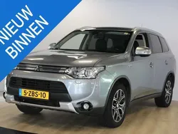 Grijs Gebruikt 2014 Mitsubishi Outlander P-HEV Edition SUV | € 12.990 (Iets duurder)