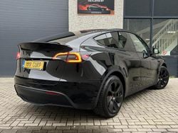 Zwart Gebruikt 2024 Tesla Model Y Long Range AWD SUV | € 40.999 (Eerlijke prijs)