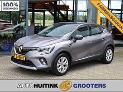 Grijs, metallic lak Gebruikt 2022 Renault Captur Intens SUV | € 22.990 (Iets duurder)