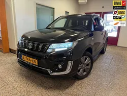 Zwart Gebruikt 2024 Suzuki Vitara SUV | € 28.999 (Eerlijke prijs)