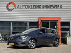 Grijs Gebruikt 2022 Renault Mégane GrandTour Intens Stationwagen | € 16.950 (Eerlijke prijs)