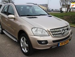 Bruin Gebruikt 2006 Mercedes 350 SUV | € 6.950 (Eerlijke prijs)
