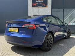 Blauw Gebruikt 2021 Tesla Model 3 Sedan | € 30.999 (Eerlijke prijs)