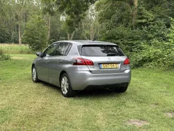 Grijs Gebruikt 2019 Peugeot 308 Hatchback | € 8.950 (Eerlijke prijs)