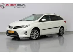 Wit Gebruikt 2015 Toyota Auris Stationwagen | € 10.500 (Eerlijke prijs)