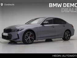 Grijs Gebruikt 2025 BMW 320 M Sport Sedan | € 49.895 (Duur)