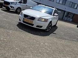 Wit Gebruikt 2011 Volvo V50 R-Design Stationwagen | € 3.900 (Iets duurder)