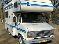 Wit Gebruikt 1990 Peugeot J5 Hatchback | € 26.500