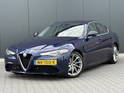 Blauw Gebruikt 2017 Alfa Romeo Giulia Super Sedan | € 11.490 (Duur)