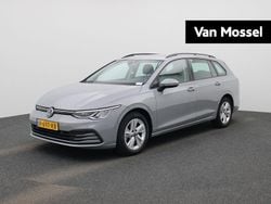 Grijs Gebruikt 2022 VW Golf VIII Life Stationwagen | € 19.900 (Eerlijke prijs)