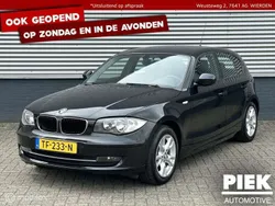 Zwart, metallic lak Gebruikt 2010 BMW 116 Hatchback | € 6.999 (Iets duurder)