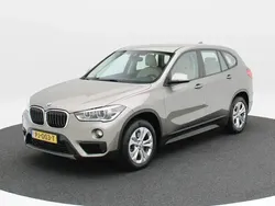 Grijs Gebruikt 2016 BMW X1 Sport Line SUV | € 19.850 (Eerlijke prijs)