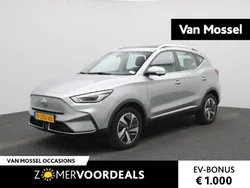 Grijs, metallic lak Gebruikt 2022 MG ZS Luxury Sedan | € 21.495 (Iets duurder)