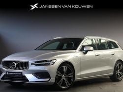 Grijs Gebruikt 2021 Volvo V60 Inscription Stationwagen | € 30.845 (Goede deal)