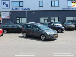 Grijs Gebruikt 2012 Peugeot 5008 Active MPV | € 1.950 (Super prijs)