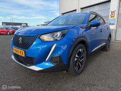 Blauw Gebruikt 2021 Peugeot e-2008 Allure SUV | € 15.990 (Goede deal)