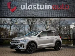 Grijs, metallic lak Gebruikt 2024 VW T-Roc R-line Edition SUV | € 36.950 (Eerlijke prijs)