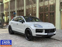 Grijs Gebruikt 2023 Porsche Cayenne Turbo SUV | € 106.339