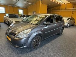 Grijs Gebruikt 2008 Toyota Verso Terra MPV | € 3.499 (Eerlijke prijs)