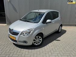 Grijs Gebruikt 2014 Opel Agila Hatchback | € 4.995 (Eerlijke prijs)
