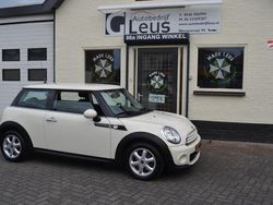 Beige Gebruikt 2011 Mini ONE Business Hatchback | € 3.995 (Eerlijke prijs)