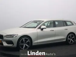 Grijs Gebruikt 2018 Volvo V60 Momentum Stationwagen | € 24.950 (Goede deal)