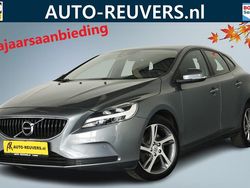 Grijs Gebruikt 2017 Volvo V40 Momentum Stationwagen | € 17.900 (Eerlijke prijs)