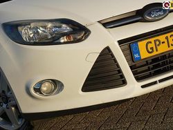 Wit Gebruikt 2011 Ford Focus Sport Stationwagen | € 1.825 (Eerlijke prijs)