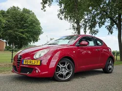 Rood Gebruikt 2011 Alfa Romeo MiTo Hatchback | € 2.299 (Iets duurder)