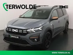 Grijs, metallic lak Nieuw 2025 Dacia Jogger Extreme MPV | € 33.000 (Eerlijke prijs)