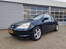 Zwart, metallic lak Gebruikt 2002 Honda Civic S Hatchback | € 1.499 (Eerlijke prijs)