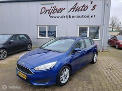 Blauw Gebruikt 2015 Ford Focus Titanium Hatchback | € 4.000 (Super prijs)