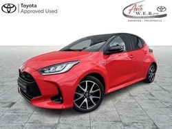 Rood Gebruikt 2021 Toyota Yaris Sedan | € 20.995 (Duur)