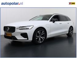 Wit Gebruikt 2022 Volvo V60 R-Design Stationwagen | € 31.750 (Super prijs)