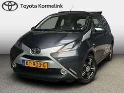 Grijs Gebruikt 2017 Toyota Aygo X-clusiv Hatchback | € 10.750 (Iets duurder)