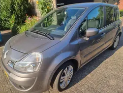 Grijs Gebruikt 2011 Renault Modus Exception MPV | € 5.250 (Eerlijke prijs)