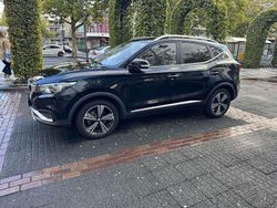 Zwart Gebruikt 2021 MG ZS Luxury Sedan | € 15.000