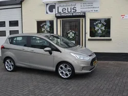 Grijs Gebruikt 2013 Ford B-MAX Titanium MPV | € 3.695