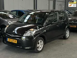 Zwart Gebruikt 2010 Subaru Justy Hatchback | € 1.499 (Eerlijke prijs)