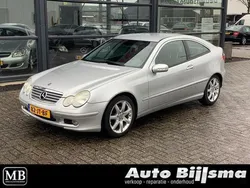 Grijs Gebruikt 2002 Mercedes C200 Coupé | € 2.995 (Eerlijke prijs)