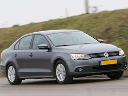 Grijs Gebruikt 2011 VW Jetta Comfortline Sedan | € 8.500 (Duur)